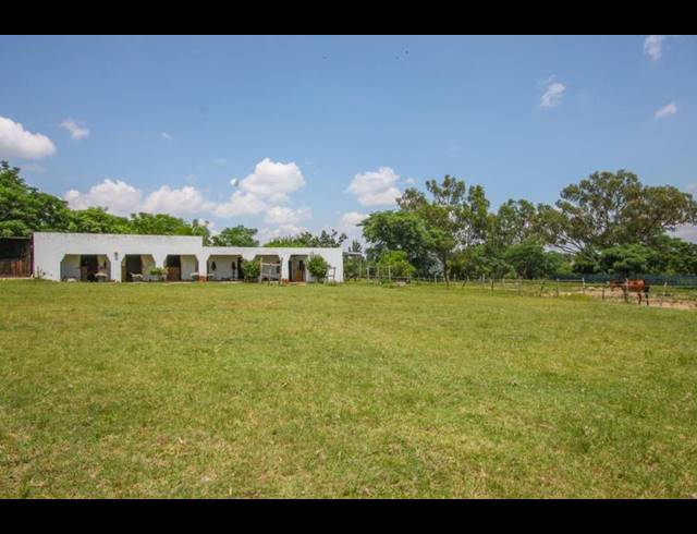 4 BEDROOM HOUSE FOR SALE IN KYALAMI AH